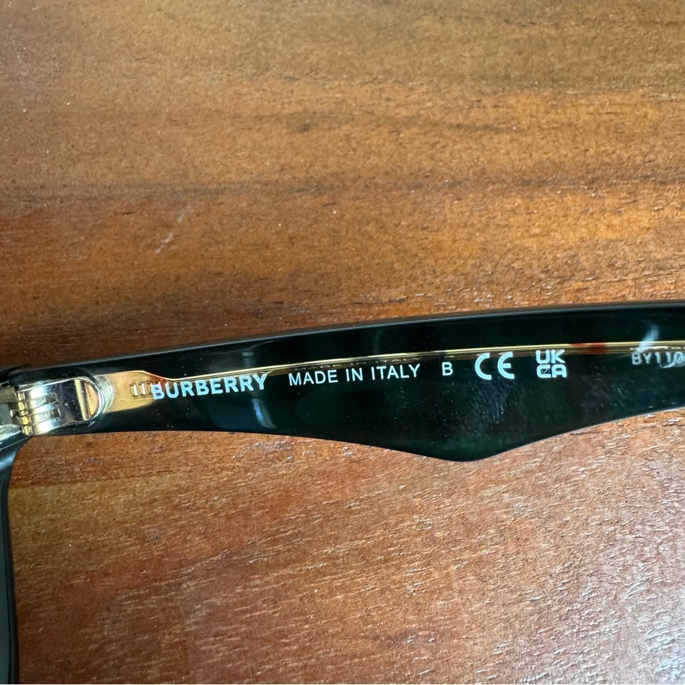 Like New Burberry Black Eyewear Glasses Blue Light - Picture 4 of 5
